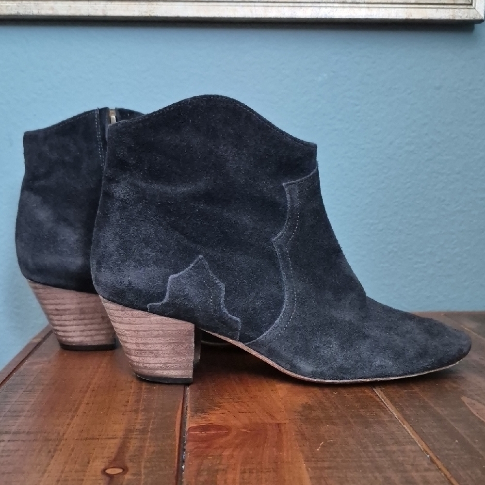 Isabel Marant Dicker Suede Ankle Boots - Picture 4 of 10